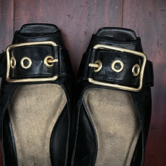 Black/ gold peep toe flats Etienne Aigner patent leather Stardust Size 6 1/2 - Picture 3 of 3